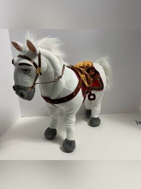 DISNEY Rapunzel Tangled Maximus Horse white horse plush stuffed animal doll